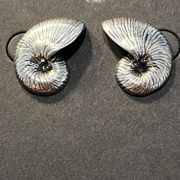 Kabana Sterling Nautilus Shell Earrings - Picture 1 of 7